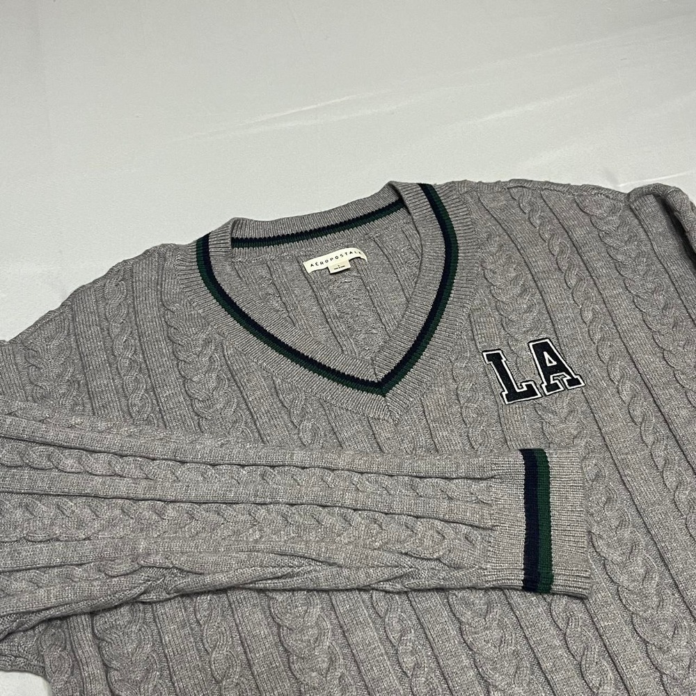 Y2K Aeropostale LA gray cable knit sweater with deep v-neck tennis oversized fit
